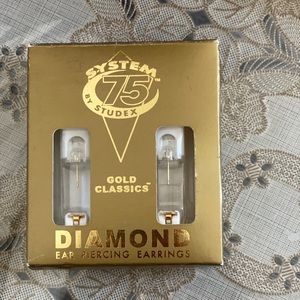 Brand New 14k Ear Piercing Kit